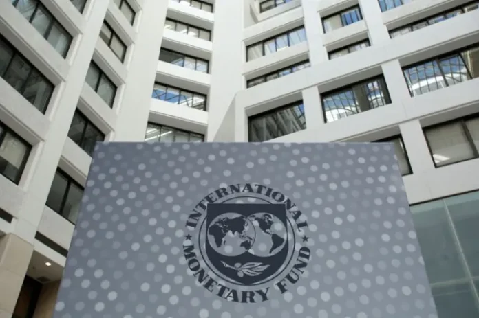Sede do FMI em Washington • 09/10/2016. REUTERS/Yuri Gripas/File Photo