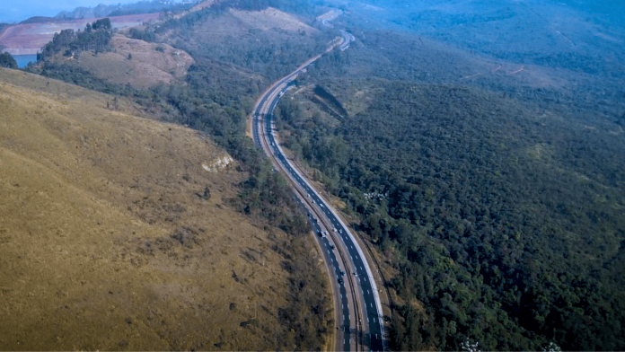 OperaÃ§Ã£o especial na BR-040 reforÃ§a seguranÃ§a durante o feriado da ConsciÃªncia Negra