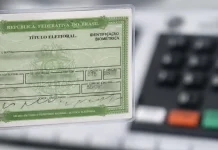 Justiça Eleitoral faz plantão para regularização de títulos eleitorais TItulo de Eleitor MG