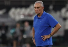 Cruzeiro demite Tite após empate com o Vasco e crise no Brasileirão Cruzeiro demite Tite após empate com o Vasco e crise no Brasileirão
