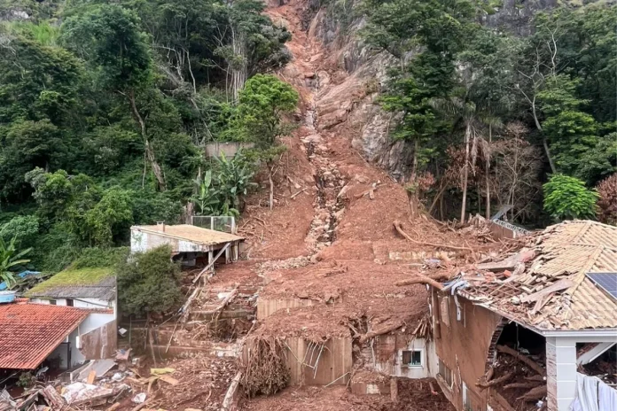 Morador mostra rota de fuga improvisada para salvar a família em prédio atingido no Paineiras