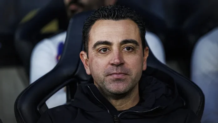 "Não volto ao Barcelona". Xavi acusa clube de mentiras sobre Messi
