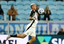 Aposta de Diniz abre placar, e Corinthians vence na estreia da Libertadores Aposta de Diniz abre placar, e Corinthians vence na estreia da Libertadores