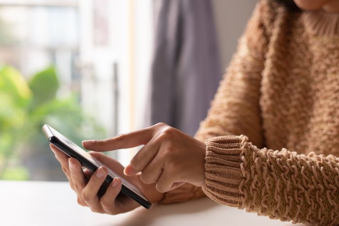 Prova de vida do INSS: governo envia mensagem por WhatsApp, Prova de vida do INSS: governo envia mensagem por WhatsApp, mas alerta contra golpes