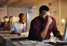 Trabalhadores com burnout e ansiedade poderão pedir pensão vitalícia a partir de maio cansaço trabalho burnout