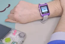 Youtuber cria relógio que também é um Game Boy; veja!