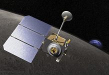 NASA descobre cratera de 222 metros formada por impacto raro na Lua NASA revela cratera na Lua após impacto de foguete abandonado da SpaceX