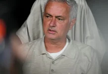 Mourinho diz que Cristiano Ronaldo precisa “domar o ego” na seleção Mourinho diz que Cristiano Ronaldo precisa “domar o ego” na seleção